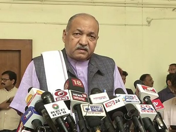 Chhattisgarh Agriculture Minister Ravindra Choubey addressing the reporters on Thursday (Photo/ANI)