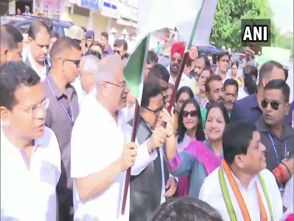 Chhattisgarh Chief Minister Bhupesh Baghel flags off and participates in 