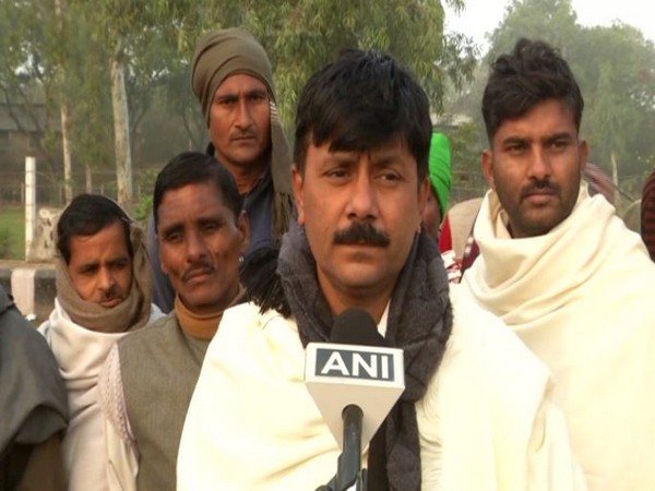 Farmer protests continues at Delhi-Noida Border (Photo ANI)