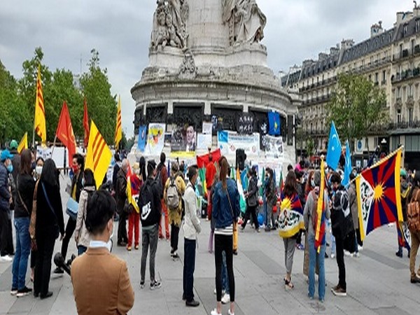 A massive protest was held in Paris against the Chinese Communist Party (CCP), its human rights abuse and its imperialist agenda on Saturday.