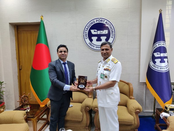 Dr Rajeev Ranjan, Assistant High Commission of India, paid a courtesy visit to Rear Admiral M Shahjahan. (Twitter)