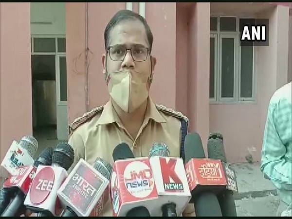 Rajnish Kumar Yadav, Circle Officer, Chitrakoot speaking to reporters. (Photo/ANI)