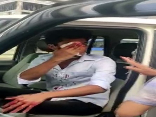 A civilian was beaten up by cop in Golconda, Telangana on Tuesday. Photo/ANI