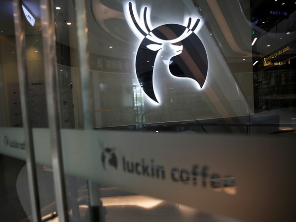 Luckin Coffee (Photo credit: Reuters)