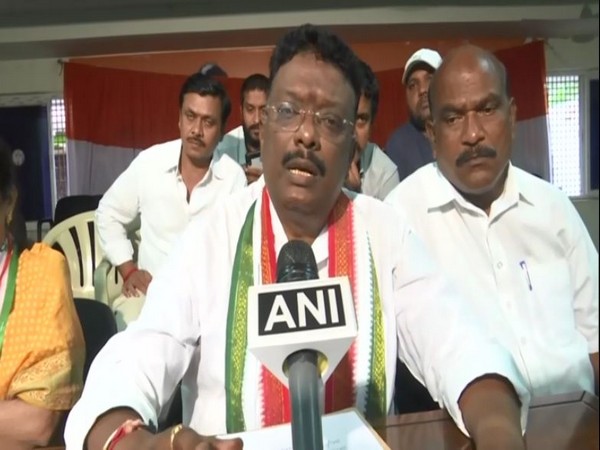 Dr Dasoju Sravan speaking to ANI in Hyderabad on Tuesday. (Photo/ANI)