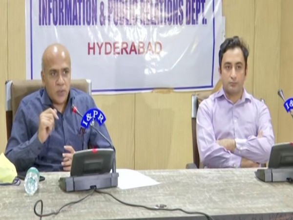 Corona warriors in Telangana have appealed people to maintain social distancing. Photo/ANI