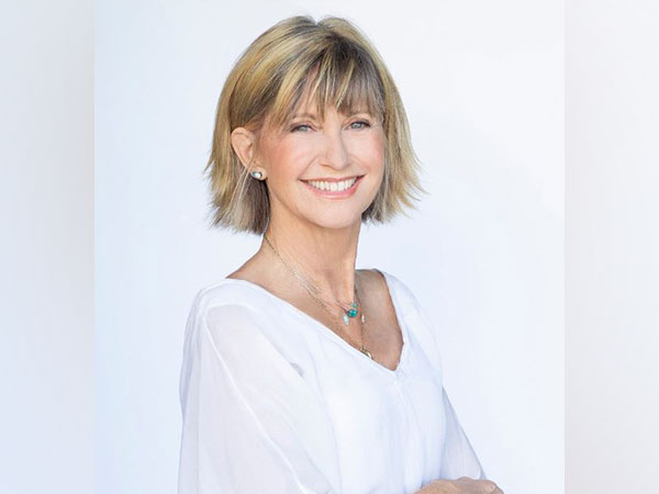 Olivia Newton-John (Image source: Instagram)