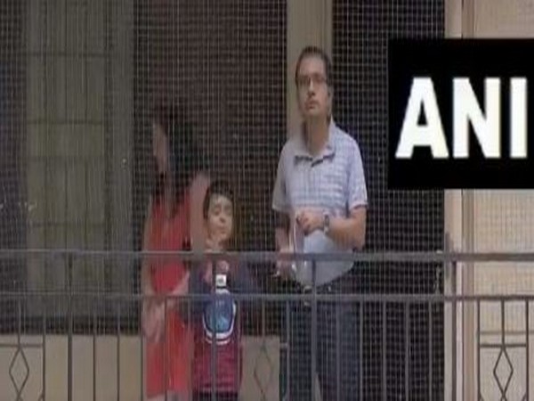 Residents in Bengaluru practice for Janata Curfew on Saturday. Photo/ANI