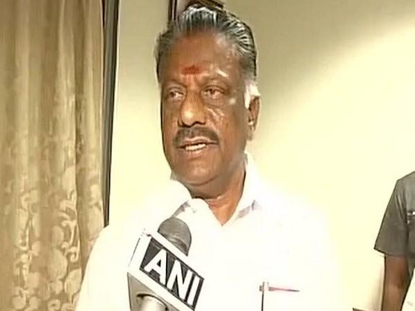 Tamil Nadu Deputy Chief Minister O Panneerselvam (file photo)