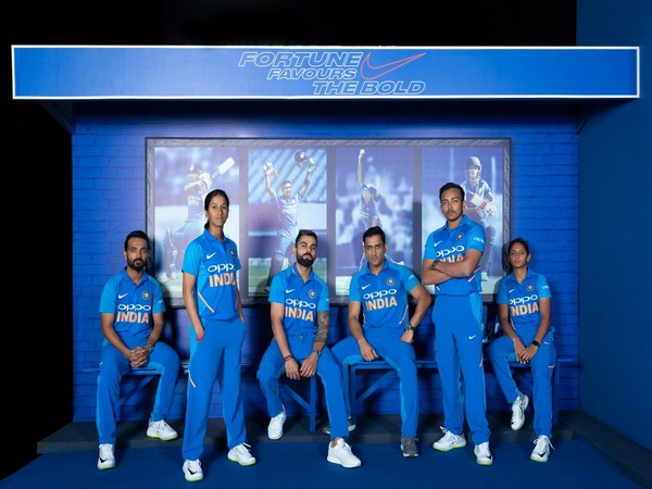 Indian players from both Men's and Women's team during launch of new jersey at Hyderabad (Courtesy- BCCI Twitter)