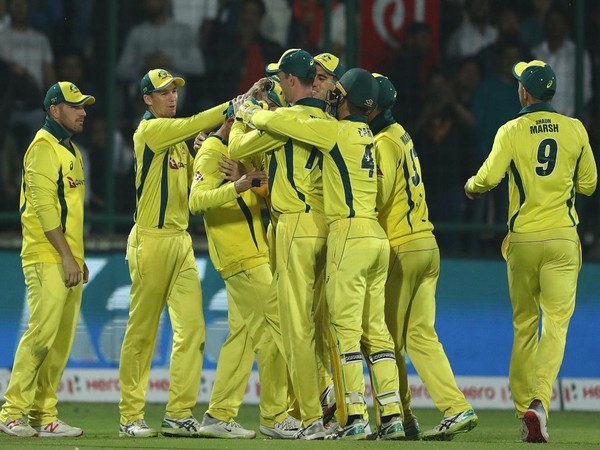 Australia team celebrating series win at Feroz Shah Kotla (Photo/BCCI)