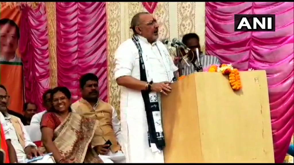 Former Bihar minister Manju Verma on stage during Union Minister Giriraj Singh's rally in Begusarai on Saturday. [Photo/ANI]