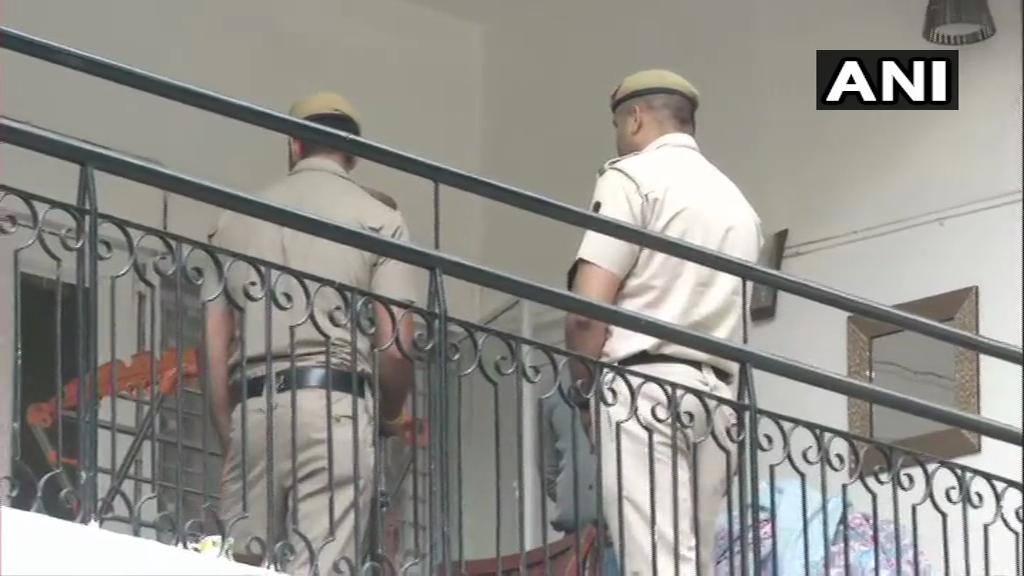 I-T raid underway at residence of RK Miglani, close aide of Madhya Pradesh CM, in Green Park, New Delhi [Photo/ANI]