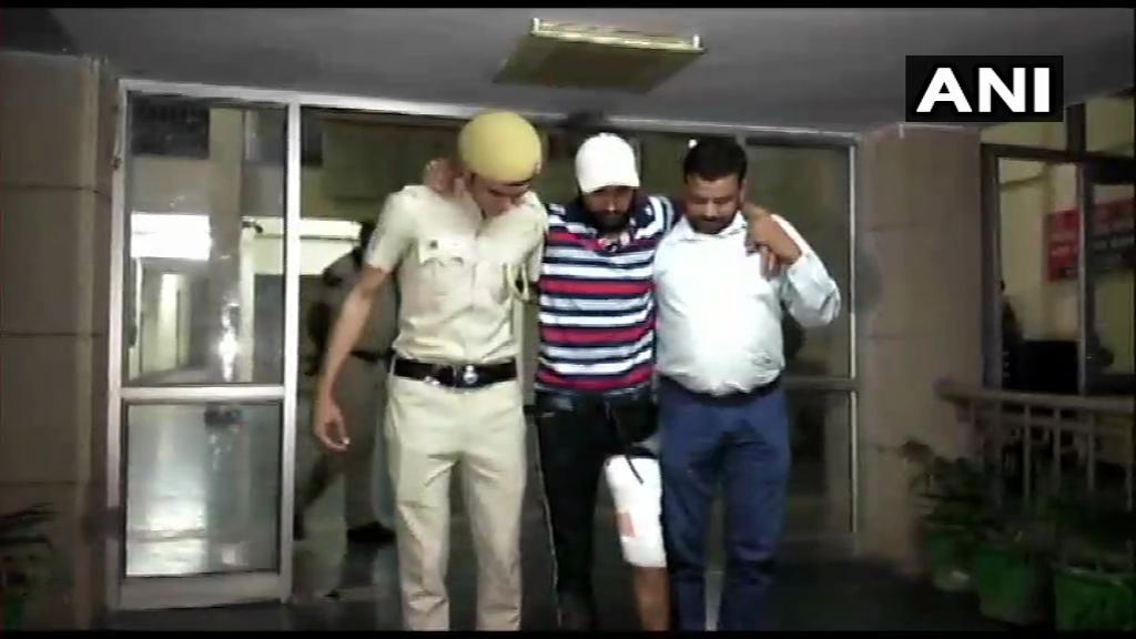 Delhi Police officer injured in encounter with wanted criminal in Shahdara on Friday. [Photo/ANI]
