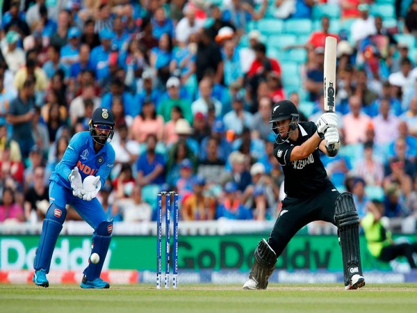 Ross Taylor in action (Photo/cricketworldcup Twitter)