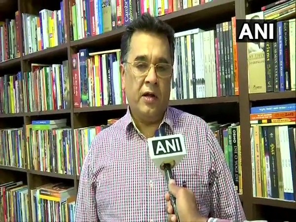 Vishweshwar Bhat, the editor of Kannada daily Vishwavani