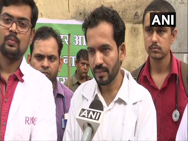 Prashant Chaudhary, President of MARD at Scion hospital speaking to ANI in Mumbai on Friday. Photo/ANI