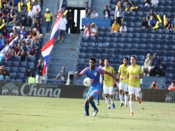Indian footballer Farukh Choudhary in action against Thailand in King's Cup (Photo/ Indian Football Twitter)