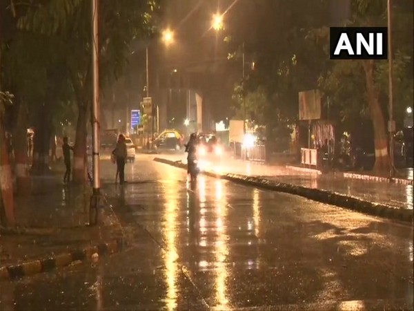 Wadala area in Mumbai receiving rainfall. Photo/ANI 