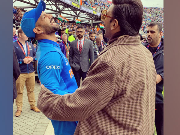 Shikhar Dhawan with Ranveer Singh (Photo/cricketworldcup Twitter)