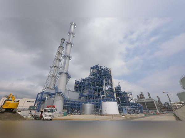 Idemitsu, through its endeavors, hopes to move forward in the direction of achieving carbon neutrality by 2050