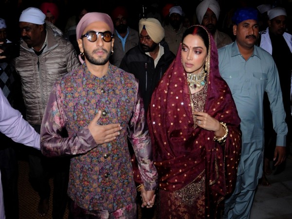 Ranveer Singh and Deepika Padukone at the Golden Temple in Amritsar. 