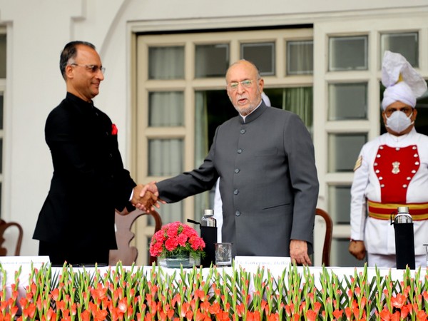 Vijay Kumar Dev with Delhi Lieutenant Governor Anil Baijal at Raj Niwas in Delhi. (Photo Source: Twitter/LG Delhi)