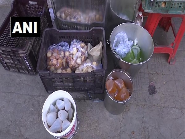 Pani puri stalls reopen in Delhi amid lockdown 4.0. (Photo/ANI)