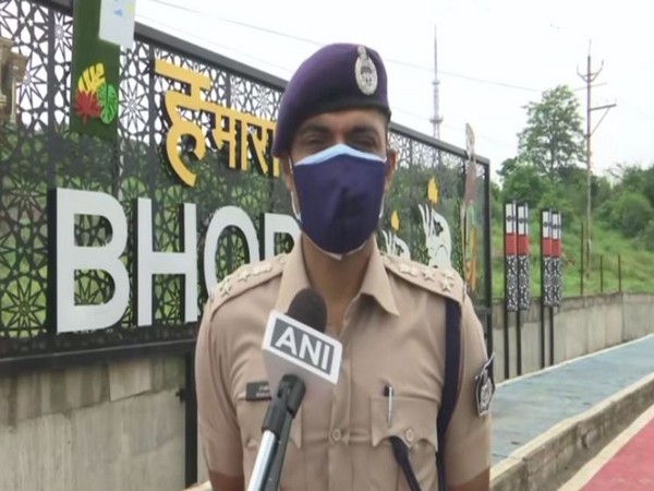 Bhopal DIG Irshad Wali speaking to ANI. (Photo/ANI)