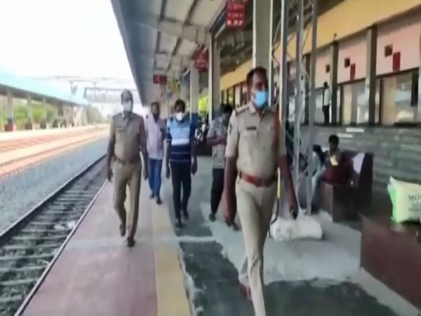 Anantapur police on railway station (Photo/ANI) 