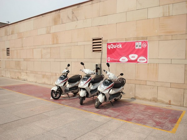 Delhi Metro authorises e-scooters renting services at four stations. (Photo Source: DMRC Twitter)