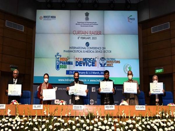 Union Minister D V Sadananda Gowda and Minister of State Mansukh Mandaviya address 'India Pharma and India Medical Device 2021' (Photo/PIB)