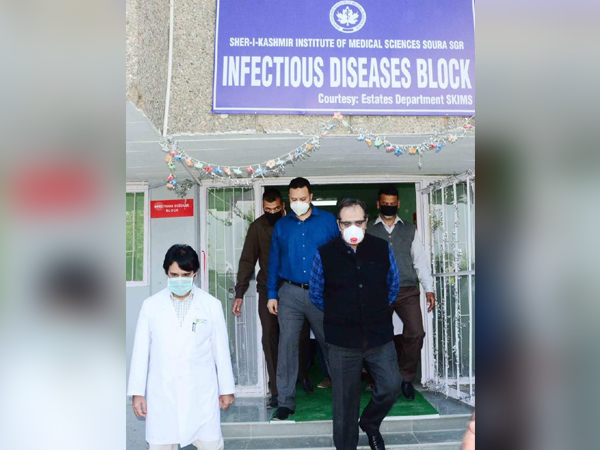 Baseer Khan, Advisor to J-K's LG, inaugurating the 50-bed Infectious Disease Block facility at Skims Soura in Srinagar. Photo/ANI