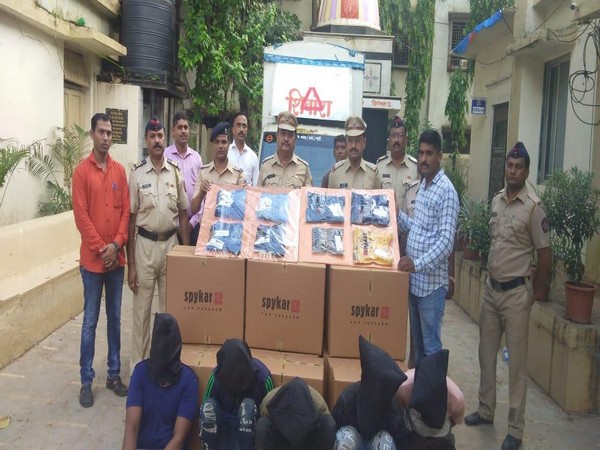Thane Rural police arrested five people who looted ready-made garments worth more than Rs 25 Lakh after breaking into a godown. 