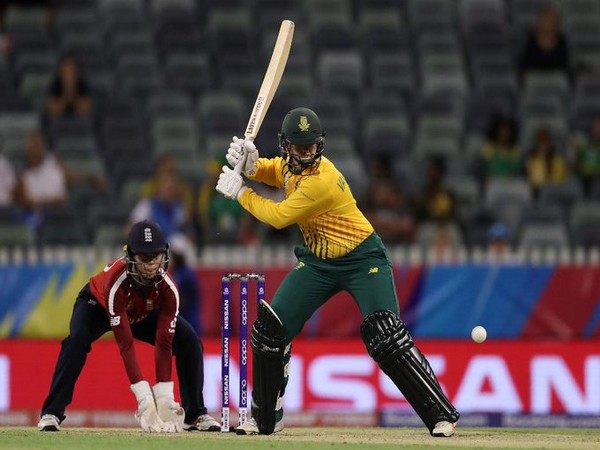 South African skipper Dane van Niekerk was awarded Player of the Match for her all-round performance. (Photo/T20 World Cup Twitter)