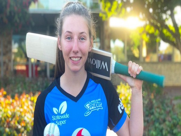 Darcie Brown (Photo/Adelaide Strikers WBBL Twitter)