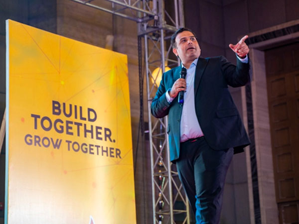 Darjuv9, a pioneer in organic sourcing