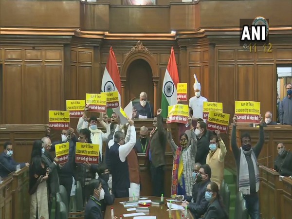 AAP MLAs protesting in the Delhi Assembly (Photo/ANI)