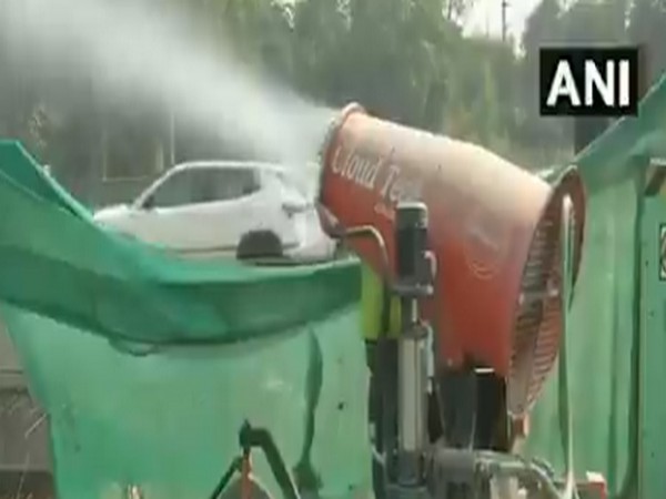 Anti-smog guns deployed at construction sites in Delhi to control pollution. Photo/ANI
