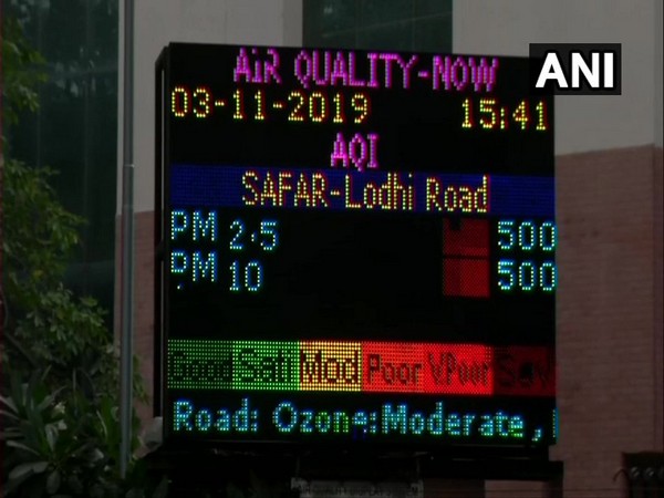 The air pollution levels in Lodhi Road area remain at 500 in the 'severe' category on Sunday afternoon.