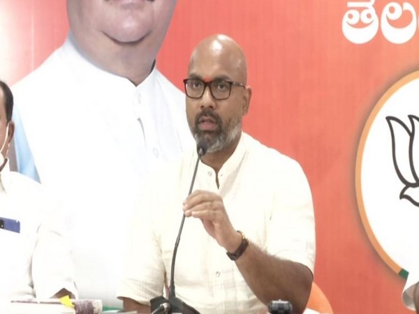 BJP MP Arvind Dharmapuri addressing a press conference in Hyderabad on Monday.