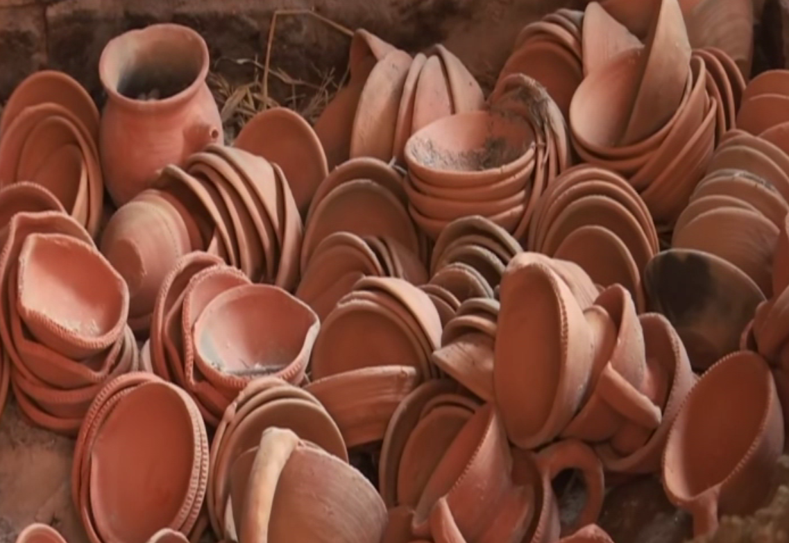 Visual of Earthen Lamps (Photo/ANI) 