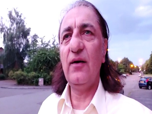 Political activist Amjad Ayub Mirza