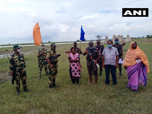The specially-abled bangladeshi woman handed over to Bangladesh. (Photo/ANI)
