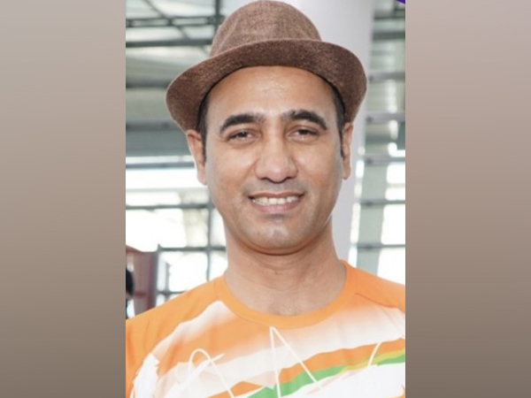 Singhraj Adhana (Photo: Twitter/Deepa Malik)