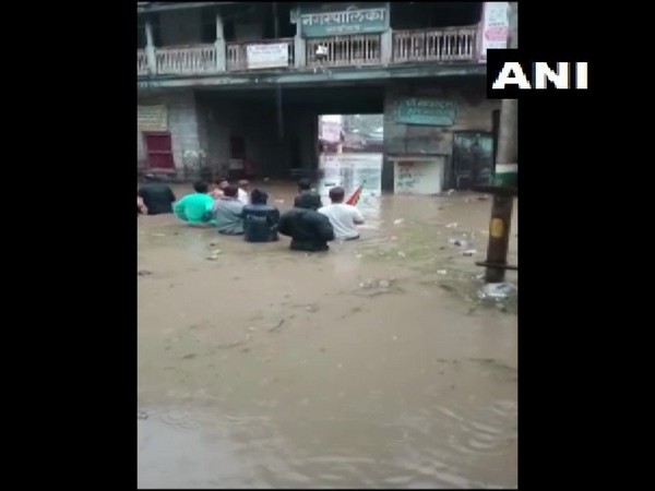 Various areas were submerged in Jalgaon (Photo/ANI)