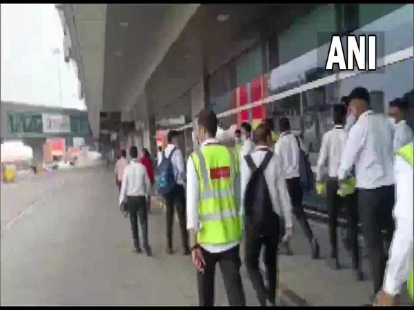 SpiceJet staff at IGI Airport on Friday. (Photo/ANI)