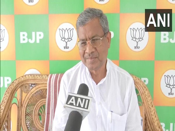 BJP leader Babu Lal Marandi speaking to ANI. (Photo/ANI)