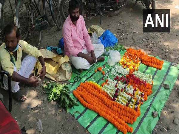 Business severely hit by COVID-19 second wave, say flower growers in West Bengal's West Midnapore