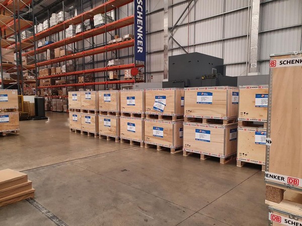 A consignment of oxygen concentrators being airlifted from the UK to India (Credit: India in the UK/Twitter)